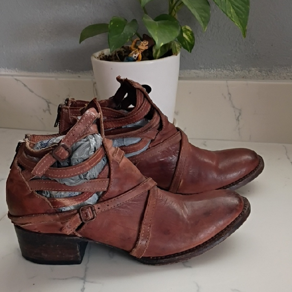 Freebird by Steven Tan Leather Boots